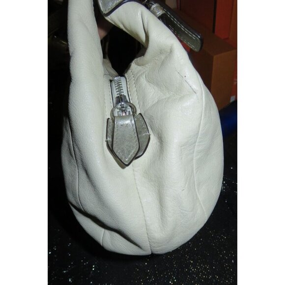Coach 2012 Lynn Soho Cream Leather with Metallic Silver Trimmed Hobo Handbag - Picture 4 of 12